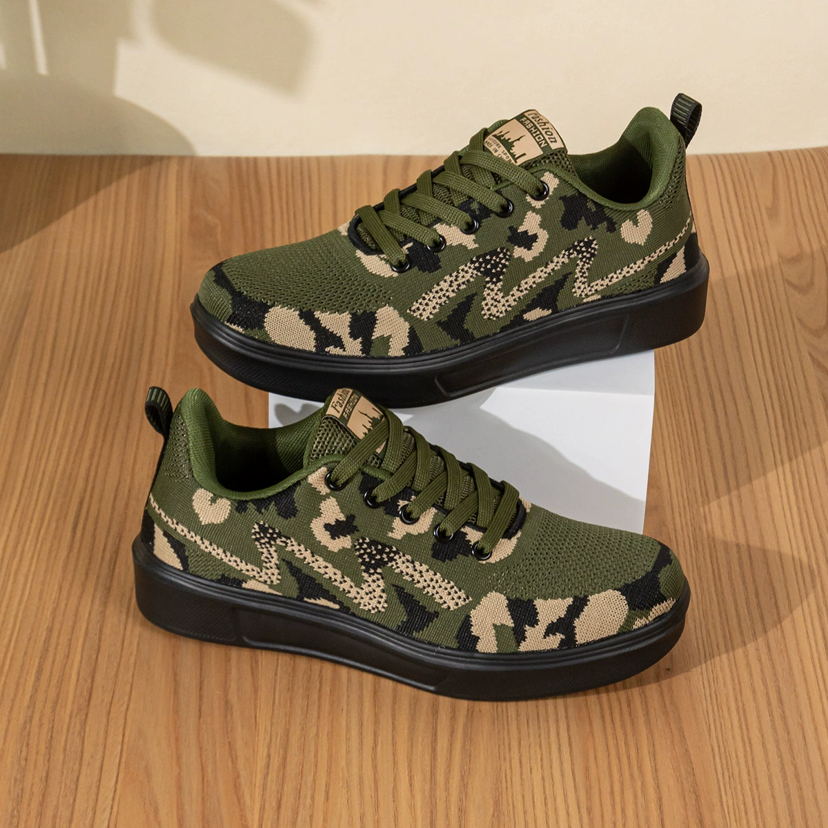 Весенне-летняя новая камуфляжная повседневная спортивная обувь большого размера на толстой подошве для пар, женская легкая дорожная обувь на мягкой подошве, кроссовки