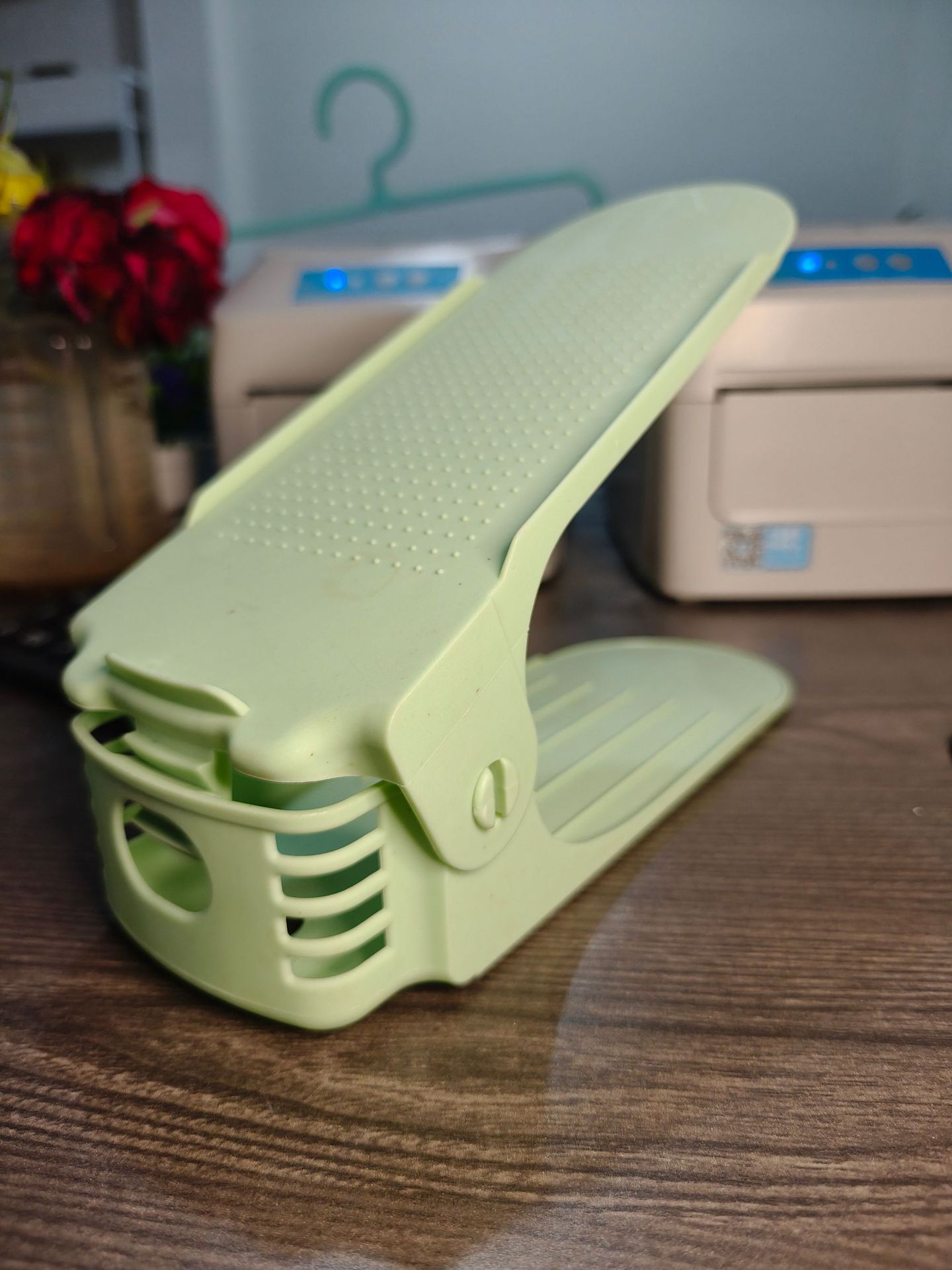 Rack de almacenamiento de zapatos simple y moderno de doble capa integral ajustable rack de almacenamiento de zapatos de plástico