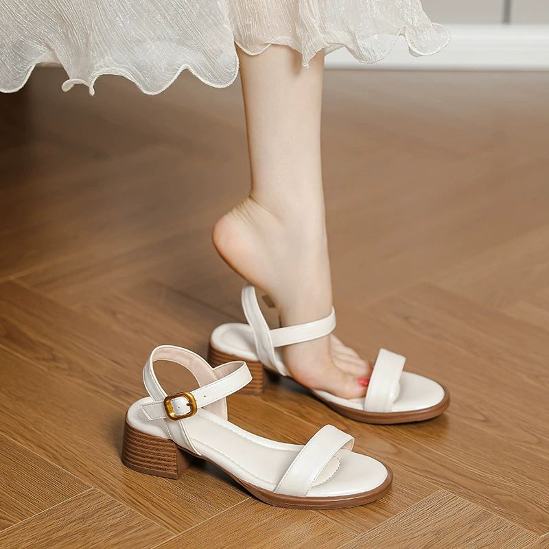 Летние новые сандалии женские топая на каблуках