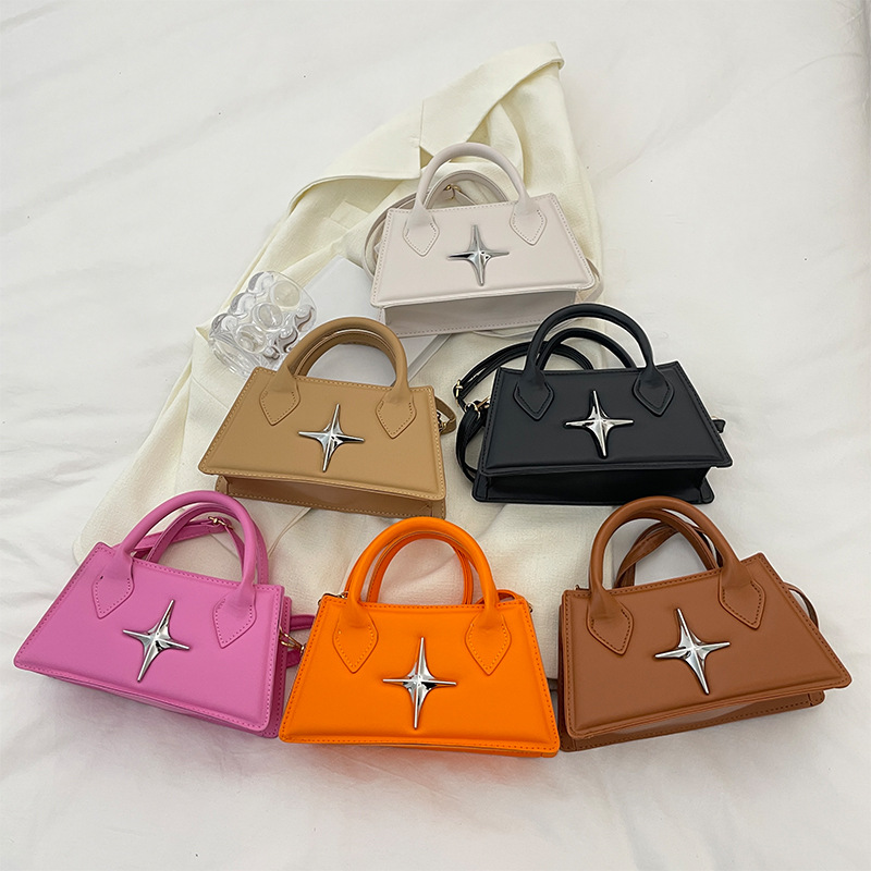 Simple 2023 summer new style, popular this year, western style casual commuting portable shoulder crossbody small square bag for women_voghion.com