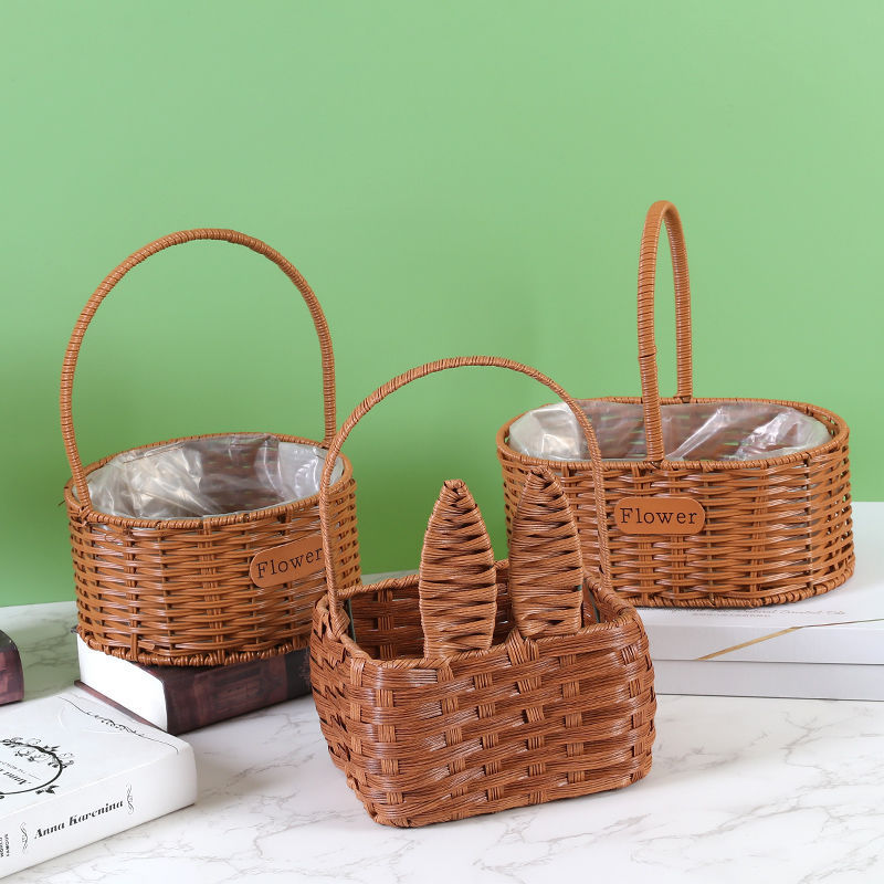 Hand-woven floral basket, grass-woven and rattan-woven, pastoral style, hand-held floral basket, pothos and succulent, dried flower vases, decorative items