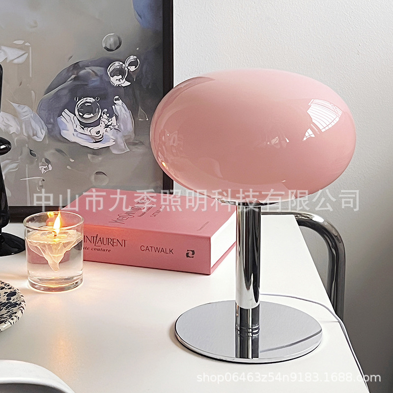 INS chica lámpara de noche dormitorio Lollipop lámpara de mesa decorativa Bauhaus post-moderno modelo simple habitación mediados de la antigua lámpara