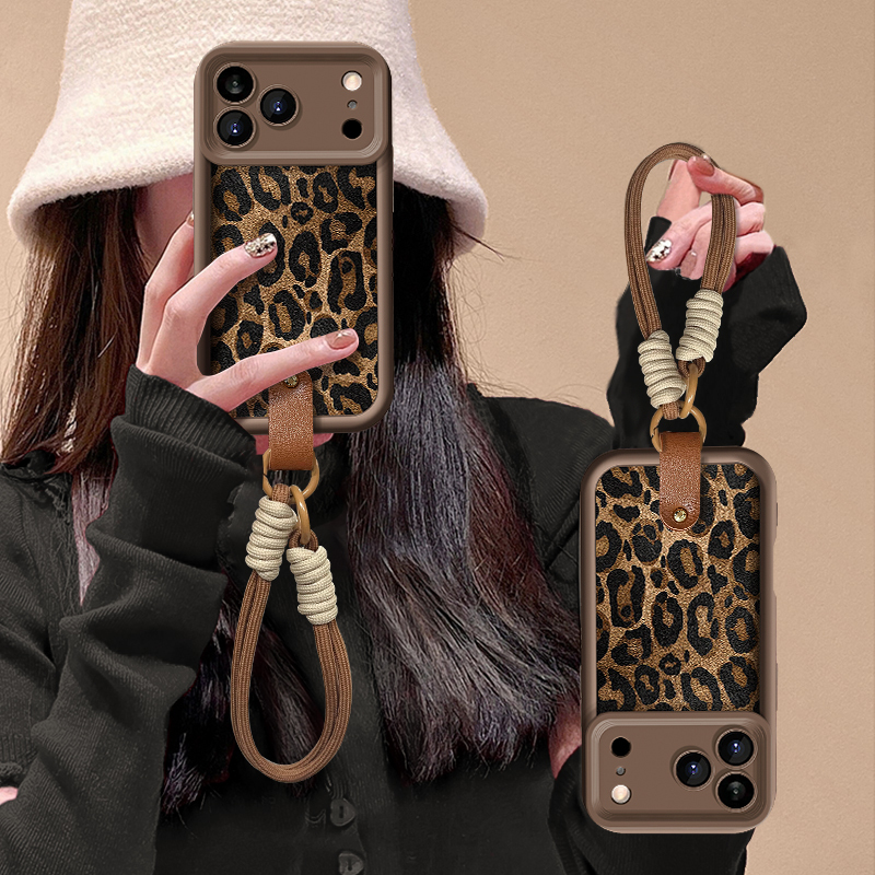 Suitable for Apple 17Promax Mobile Phone Case Autumn and Winter New 16Pro Leopard Print Lanyard Coffee Color 15 Protective Cover