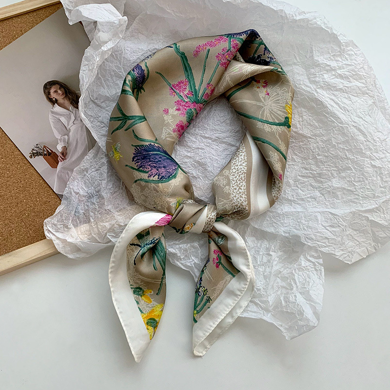 Bufanda de seda, bufanda cuadrada pequeña, sensación premium, nuevo estilo coreano, chal de seda de imitación dulce y fresco, bolso de flores, pañuelo en la cabeza, cinturón para el cabello