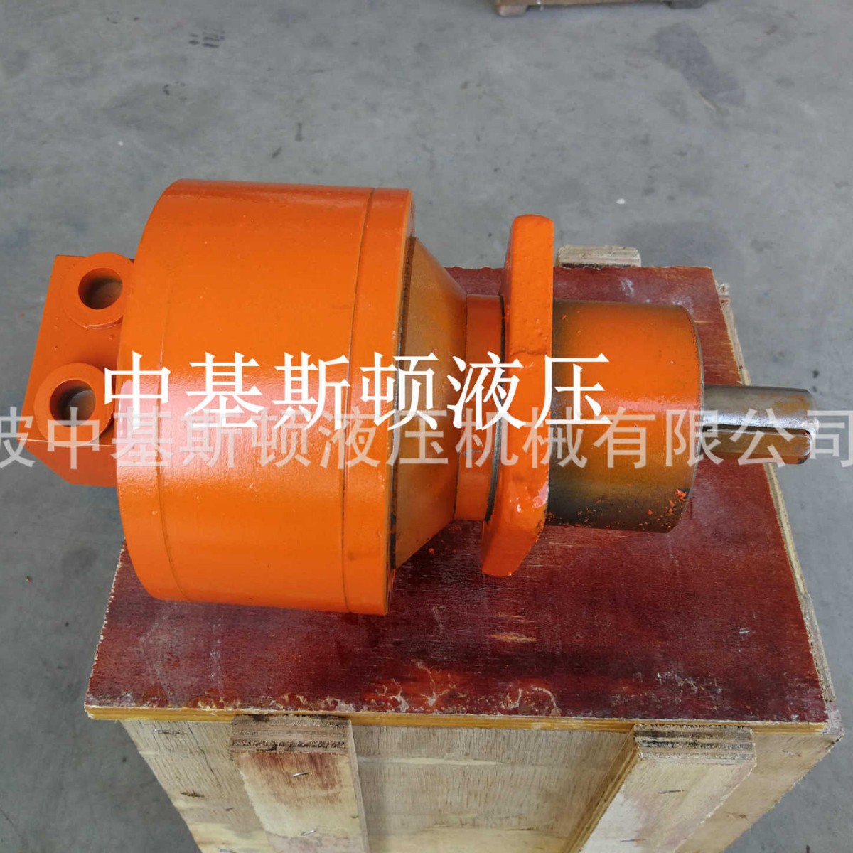 中基斯顿钢球液压马达1QJM001-0.063Z径向球塞液压马达圆球马达