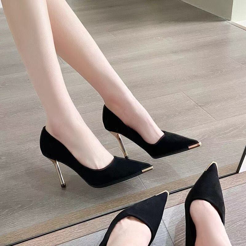 Spring and Autumn French High Heels Pointed Toe Shoes Hepburn Style New Black 2025 Metal Elegant Suede Elegant Stiletto Heels