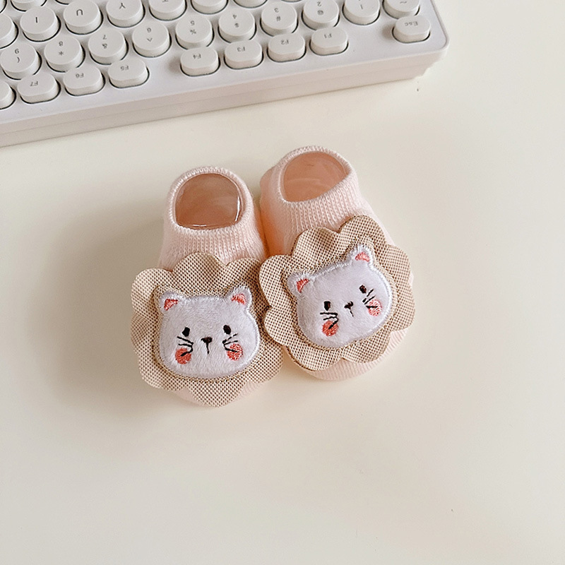 Ins洋気小花赤ちゃん空頂保護ハロゲン門帽子春秋薄手女子赤ちゃん通気韓版頭飾りセット