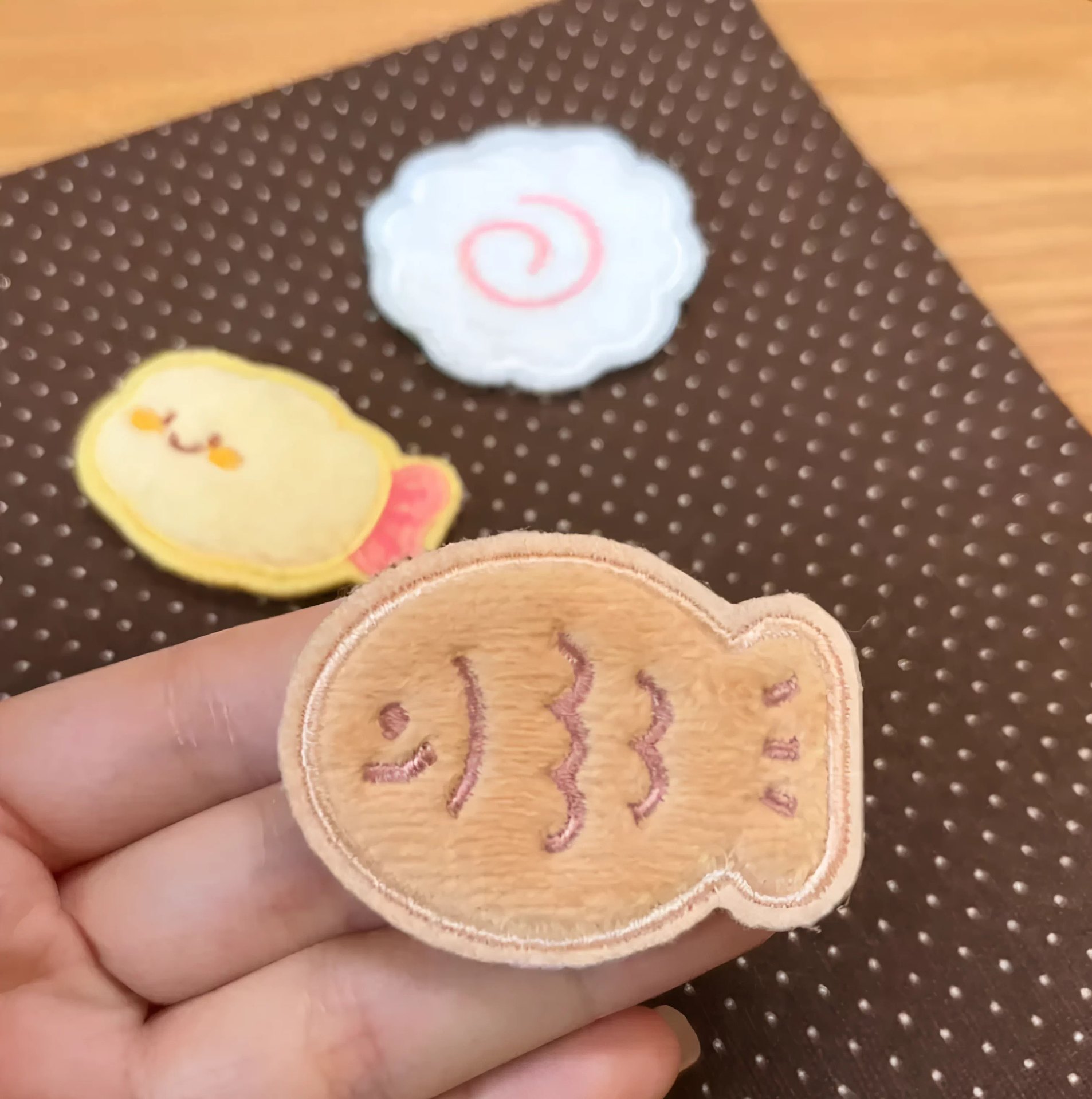 Cariñosa caricatura animal pegatina de cabello roto de la frente de la niña sin marcas pegatina de pestañas acabado de cabello artefacto velcro