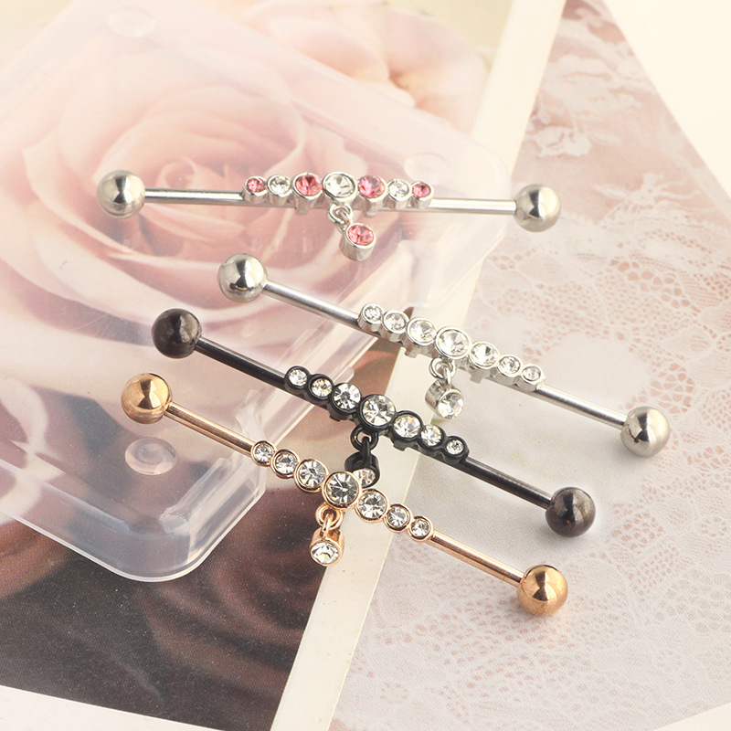 16G labret stud size and finish detail