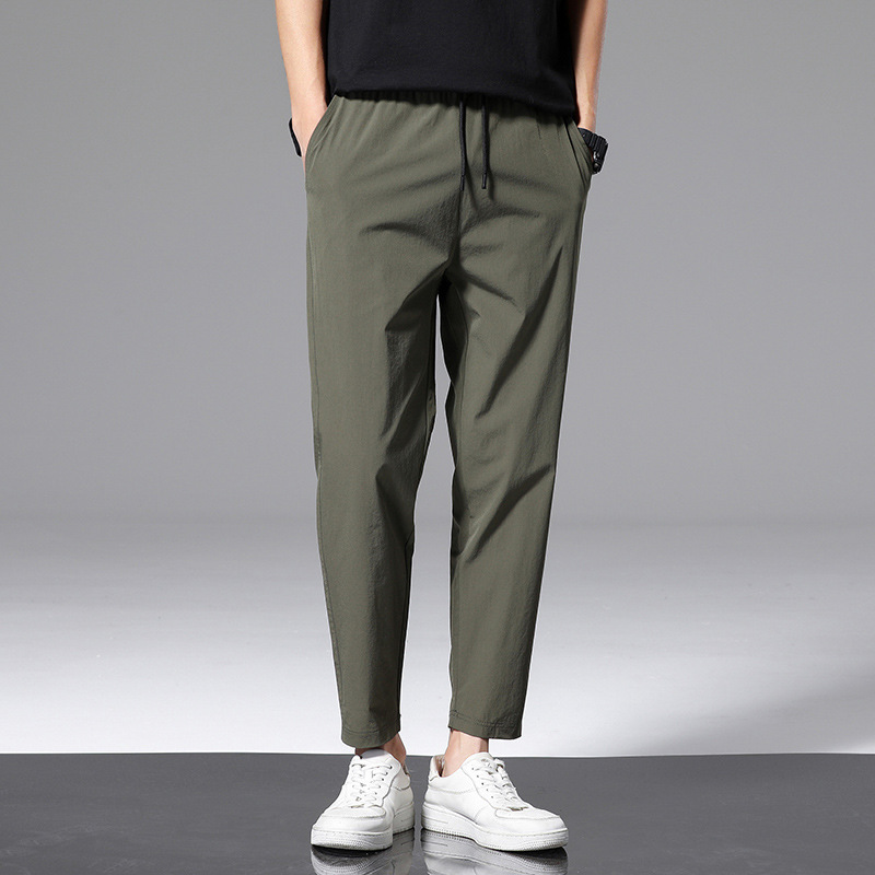 Военный зеленый