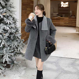 灰色法式气质蝴蝶结领毛呢大衣女2026冬季新款毛绒拼接感外套
