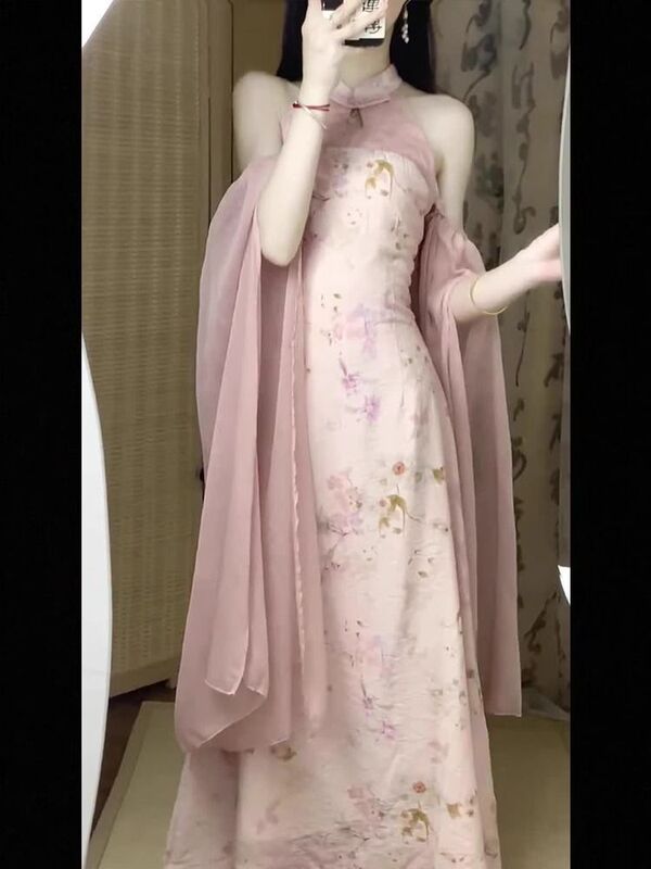 新しい中国風の改良されたチャイナドレス婚約ドレスハイエンドライト高級ニッチ中国風ピンクホルターネックドレス女性のための春と夏|undefined