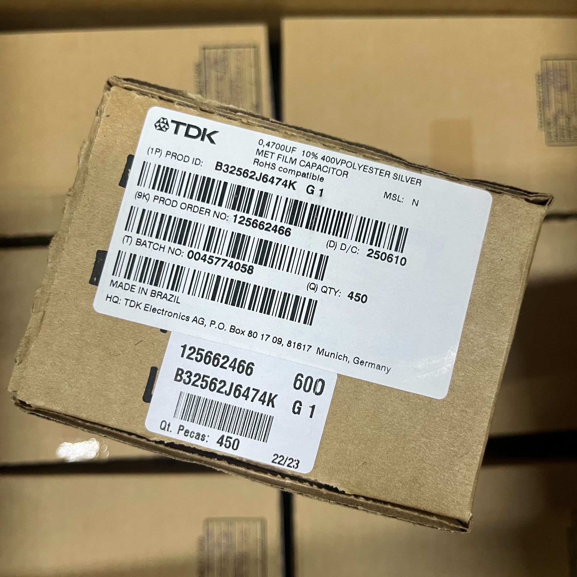 安规电容 B32562J3474K000,250V 470NF