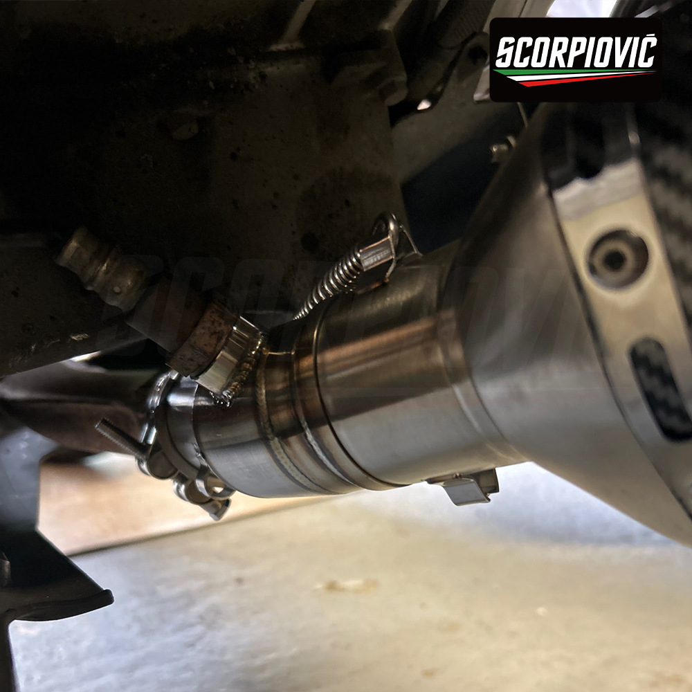 Motorcycle Exhaust Pipe Suitable for Er6N Ninja650 Versys650 Er6F Z650 Modified Middle Section