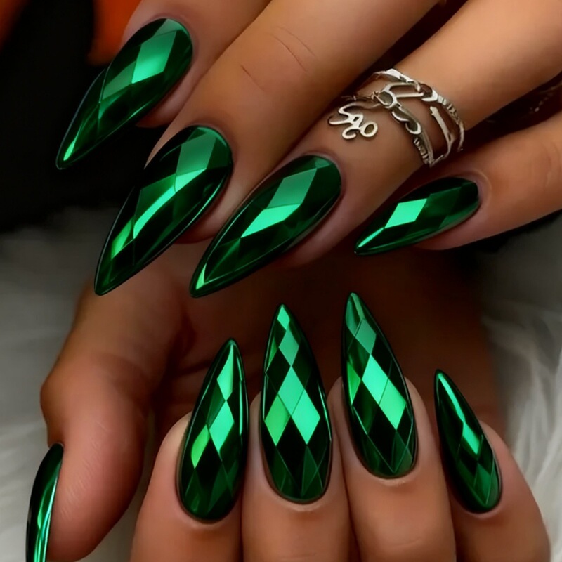 3D Stereo Multi-Faceted Rhombus Electroplated Metal Glossy Manicure Fashion European and American Ins Style Round Head Almond Nails Green Series 3D Stereo Multi-Faceted Rhombus Electroplated Metal Glossy Manicure Fashion European and American Ins Style Round Head Almond Nails Green Series