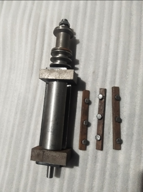 工友多用小刨431主轴小型台式刨木机木工多功能平刨轴 主轴150