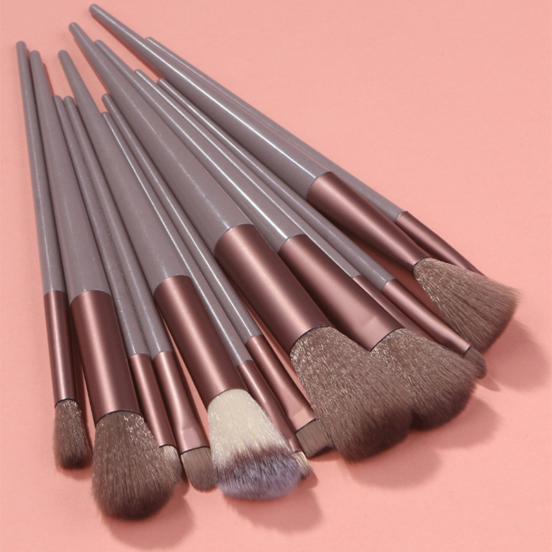 13 unids cuatro estaciones verde maquillaje cepillo traje bolsa de tela portátil suave pelo Blush cepillo sombra de ojos cepillo profesional maquillaje herramientas