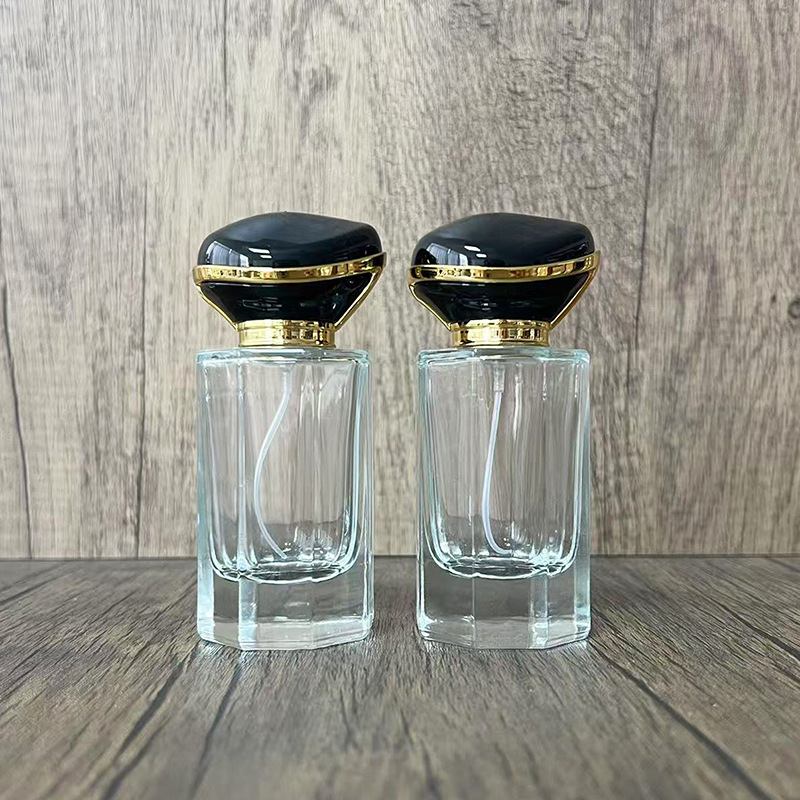 现货供应B262-40ml高档圆柱菱角便捷分装瓶/玻璃香水按压喷雾空瓶