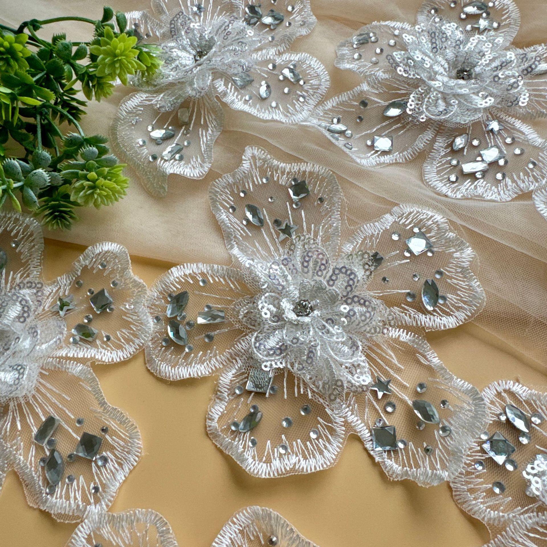 新款烫钻花朵 新娘头饰婚纱礼服走秀装饰辅料贴花帽子毛衣DIY贴花