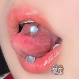唇饰;舌饰;脐饰