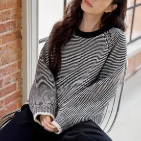 1313 Casual Black and White Wave Striped Pullover Hair Knitwear 2024 Autumn and Winter Women's Loose Casual Elegant Sweater