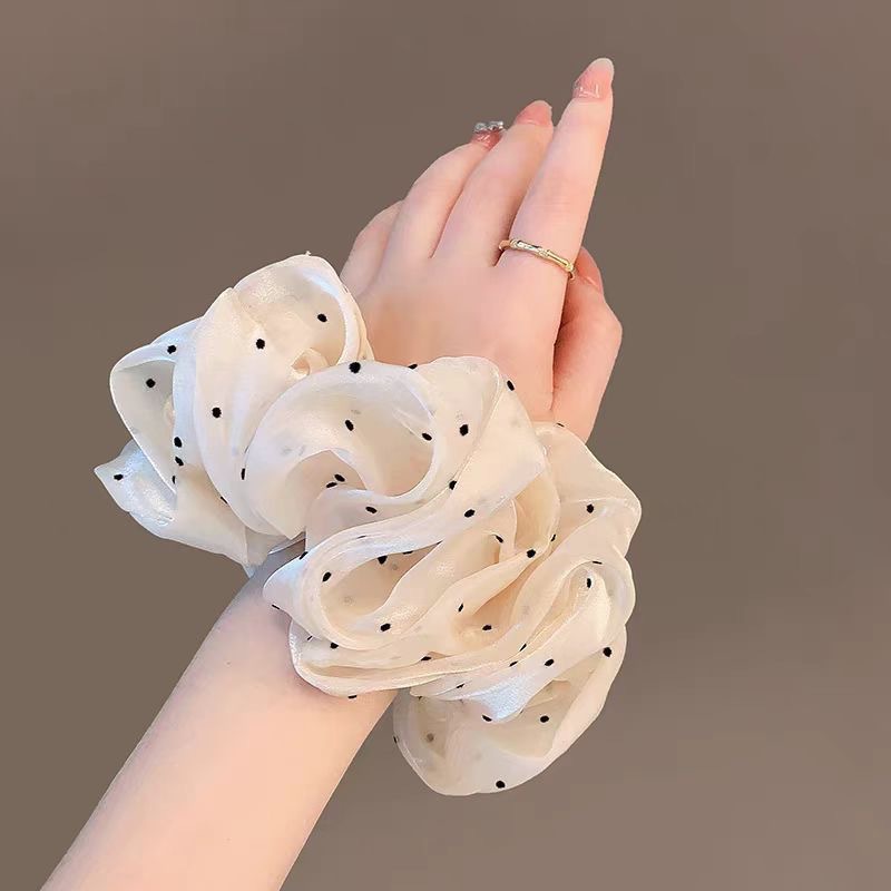 크림 화이트 도트 무늬 L사이즈[약 20CM]