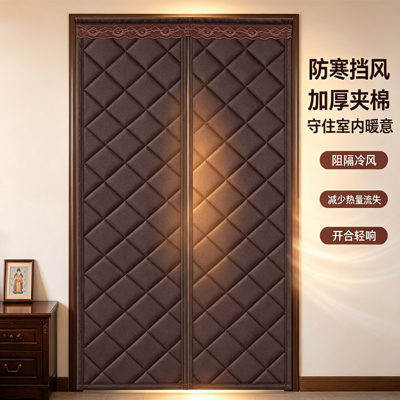 Winter door curtain for indoor use, designed to keep the entrance warm, suitable for bedrooms, providing insulation and blocking cold drafts; thickened, double-layered, and magnetic closure