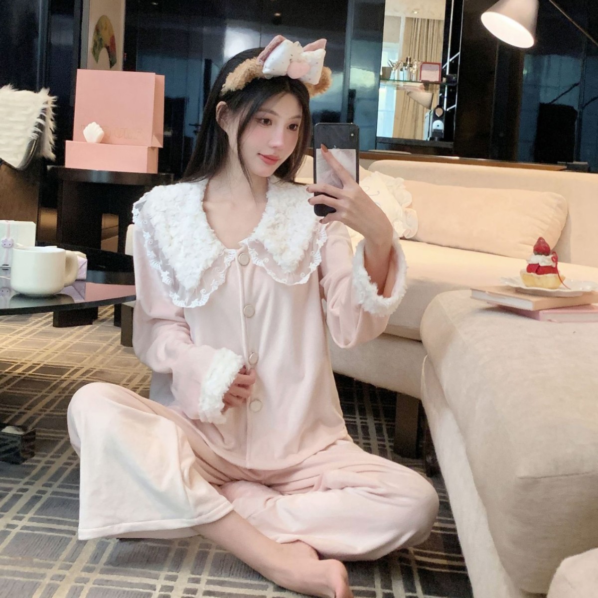 海岛绒睡衣女秋季长袖长裤可外传加厚家居服少女风毛绒绒家居服