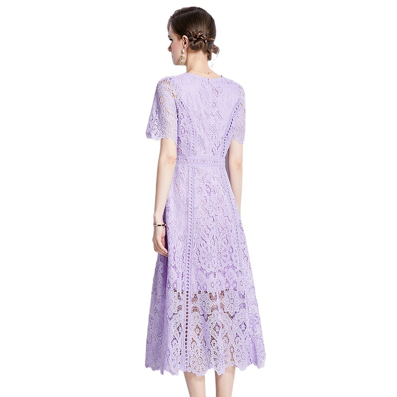 Retro lace summer dress with a round collar