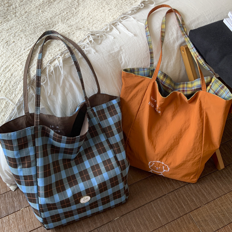 2025 New Style Plaid Large-Capacity Nylon Shoulder Bag Korean-Style Artistic Double-Sided Canvas Bag Lightweight Versatile Shopping Bag 2025 New Style Plaid Large-Capacity Nylon Shoulder Bag Korean-Style Artistic Double-Sided Canvas Bag Lightweight Versatile Shopping Bag