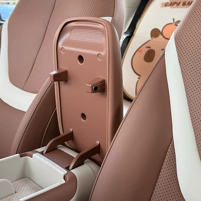 covers, anti-slip and anti-dirt mats, Armrest box