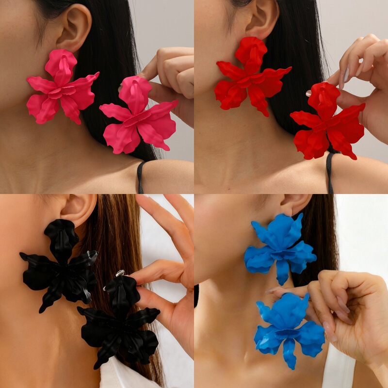 European and American Cross-Border Jewelry Fashion Irregular Three-Dimensional Flower Design Earrings Exaggerated Colorful Enamel Petal Earrings