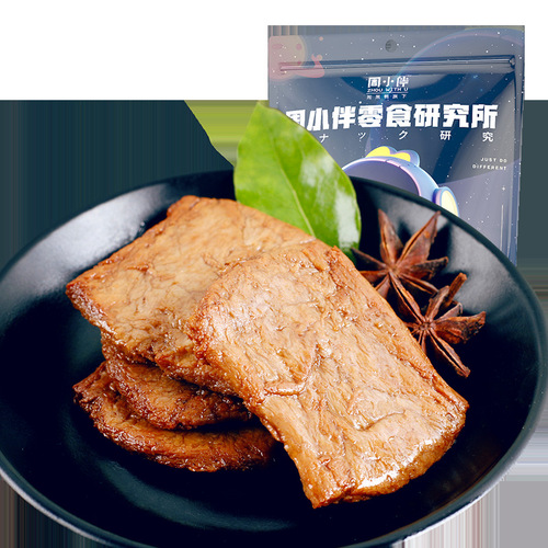 Chouzhou Zhou's Little Companion Hand-Torn Vegetarian Soy Meat 200g Tofu and Bean Curd Vegetarian Snack Noodles Spicy and Hot Soy Product Snack