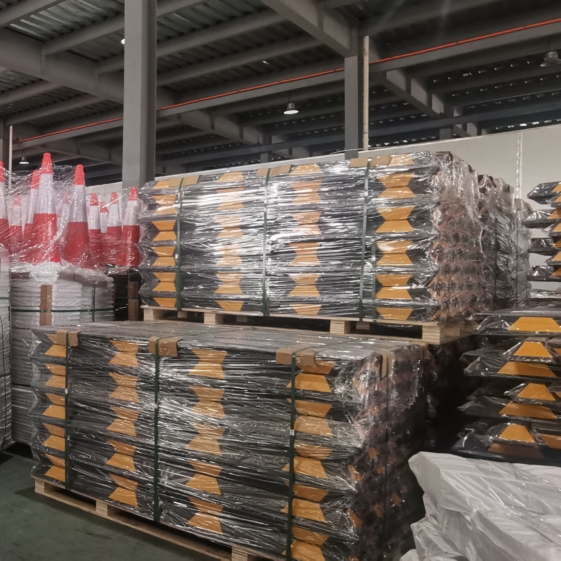 ��·�𽺼��ٰ��������ټ��ٴ��µ����⻺������DL-501-04