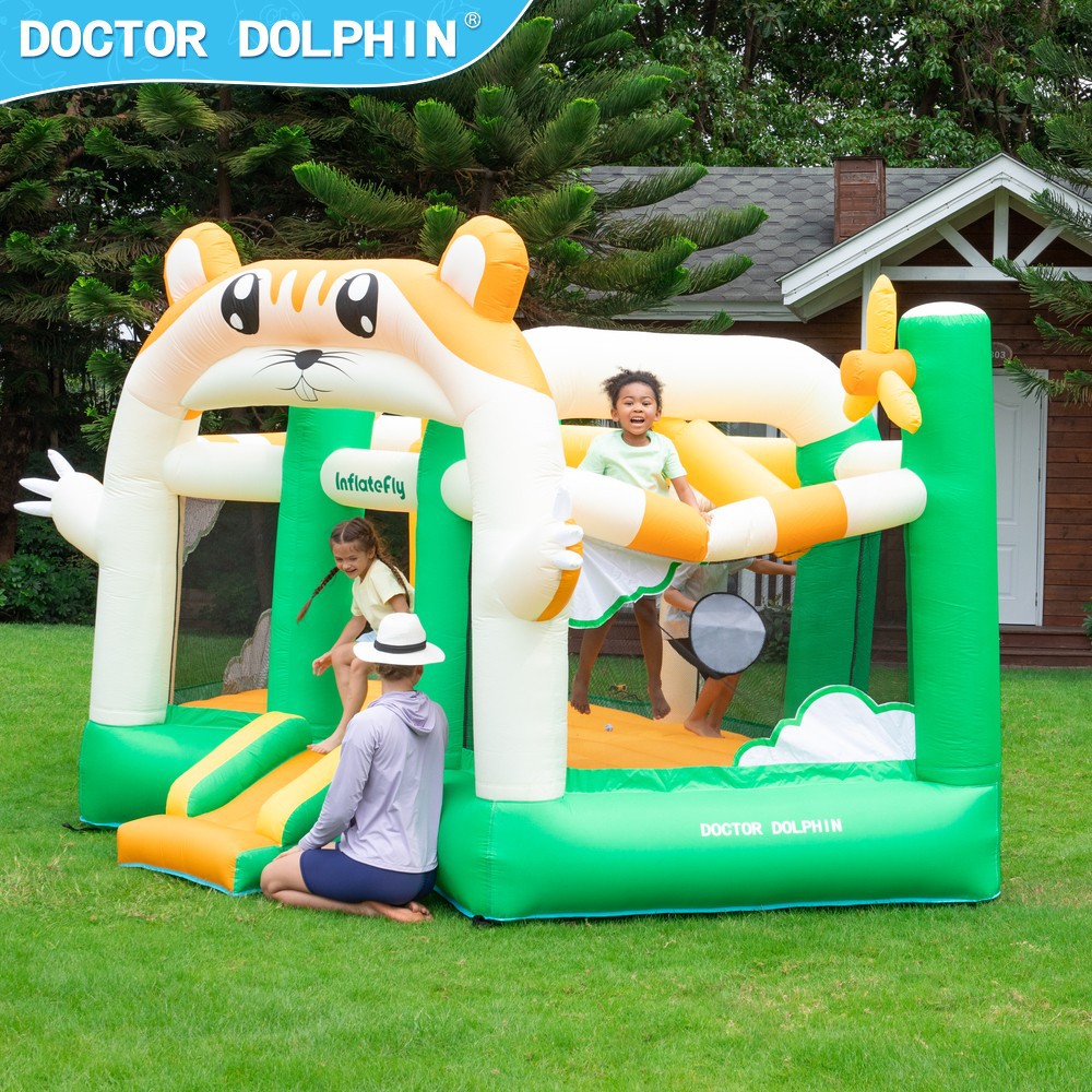 Inflatable castle