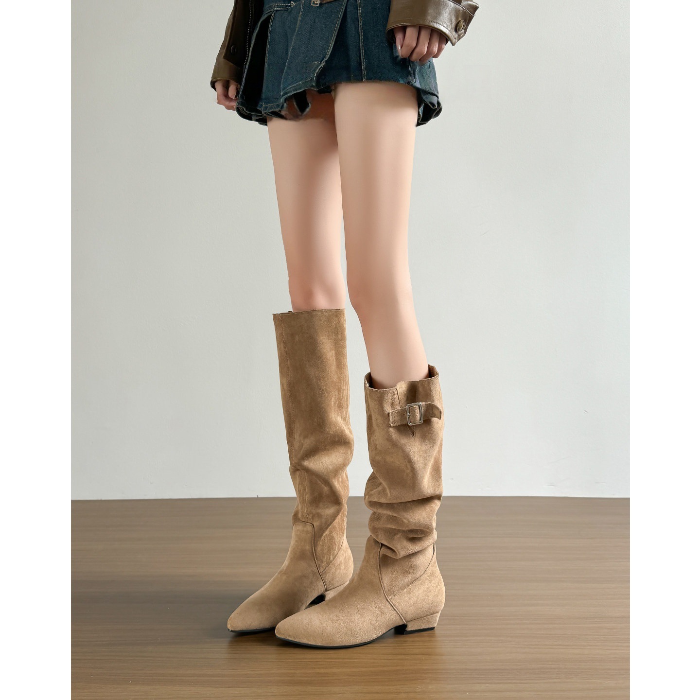 Demi-season retro high boots with hidden heel pointed-toe