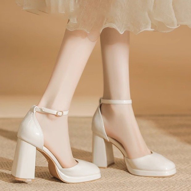 French-Style One-Strap High-Heeled Peep-Toe Sandals for Women, 2025 Summer New Square-Toe Side-Cut Chunky Heel Fashion Single Shoes