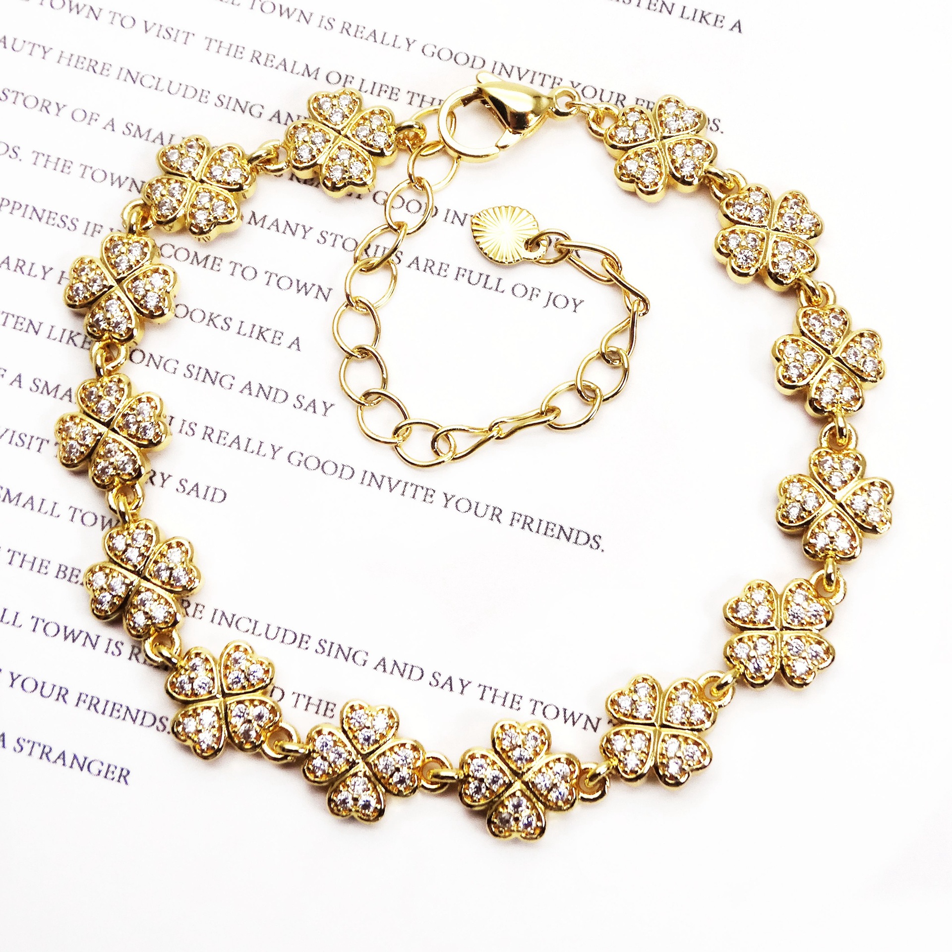 Heart-Shaped Zirconia Bracelet 12
