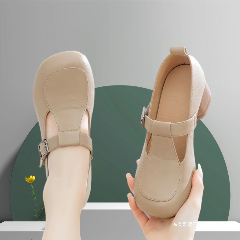 Mom's New Spring and Autumn Casual Shoes, Soft-Soled, Comfortable, Retro, Non-Slip, Versatile Leather Shoes for Middle-Aged and Elderly Women, Winter Mom's New Spring and Autumn Casual Shoes, Soft-Soled, Comfortable, Retro, Non-Slip, Versatile Leather Shoes for Middle-Aged and Elderly Women, Winter