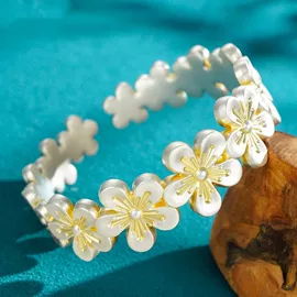 吊坠;项链;手链