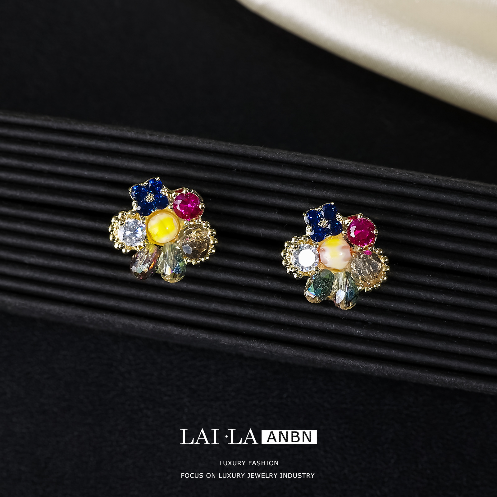 Mosquito bobina clip de oreja hembra sin perforado color vintage circón 925 aretes pendientes retro francés femenino alto sentido