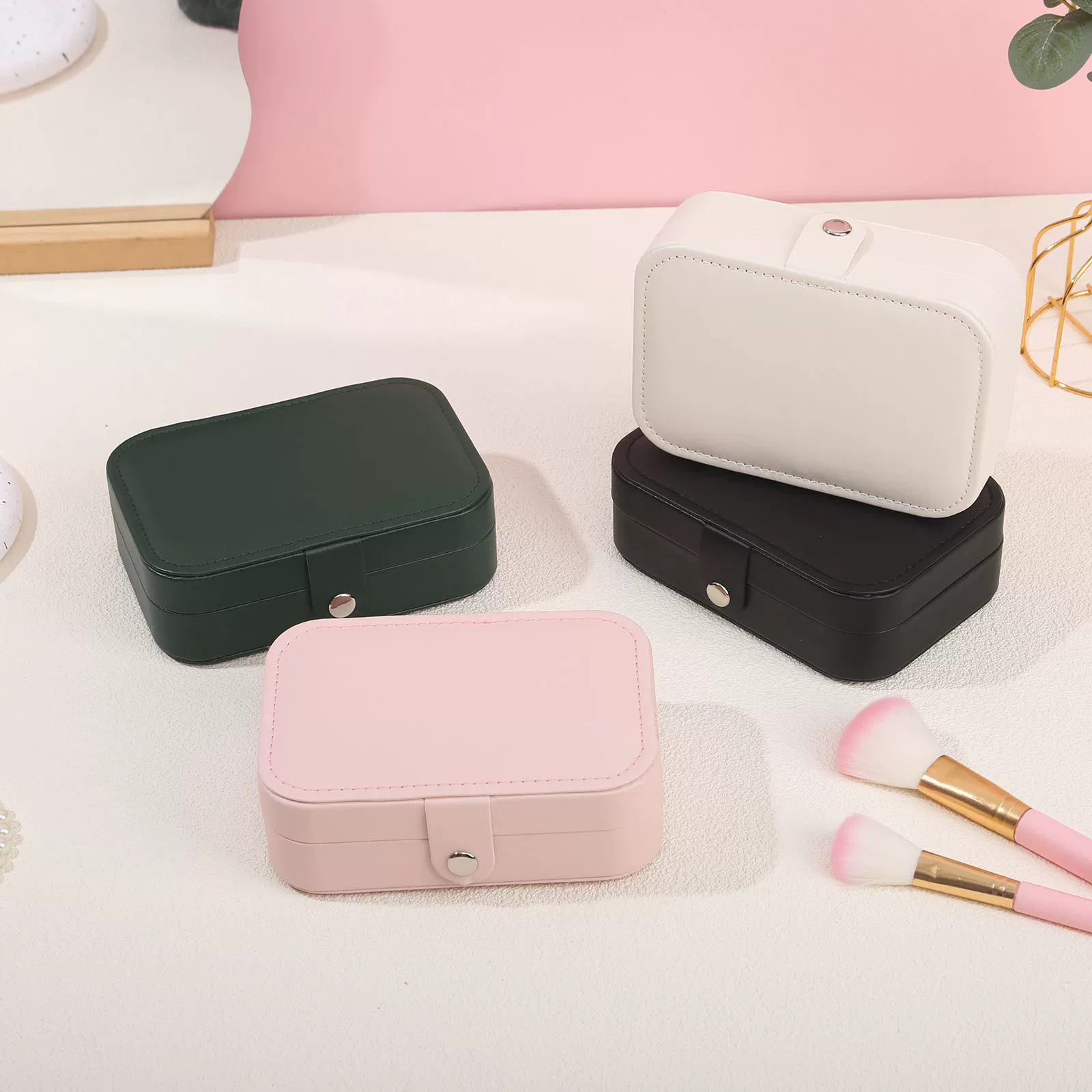 Travel Earring Ring Necklace Storage Box from Yomiego