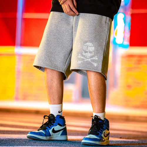 Men's Korean Style Streetwear Loose Plus Size Five-Finger Pockets Summer Versatile Casual Shorts for Men Beach Shorts