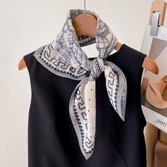 文芸小清新砕花気質小方巾マフラー高級感装飾シルクタオルファッションスカーフ日焼け止めストール女性