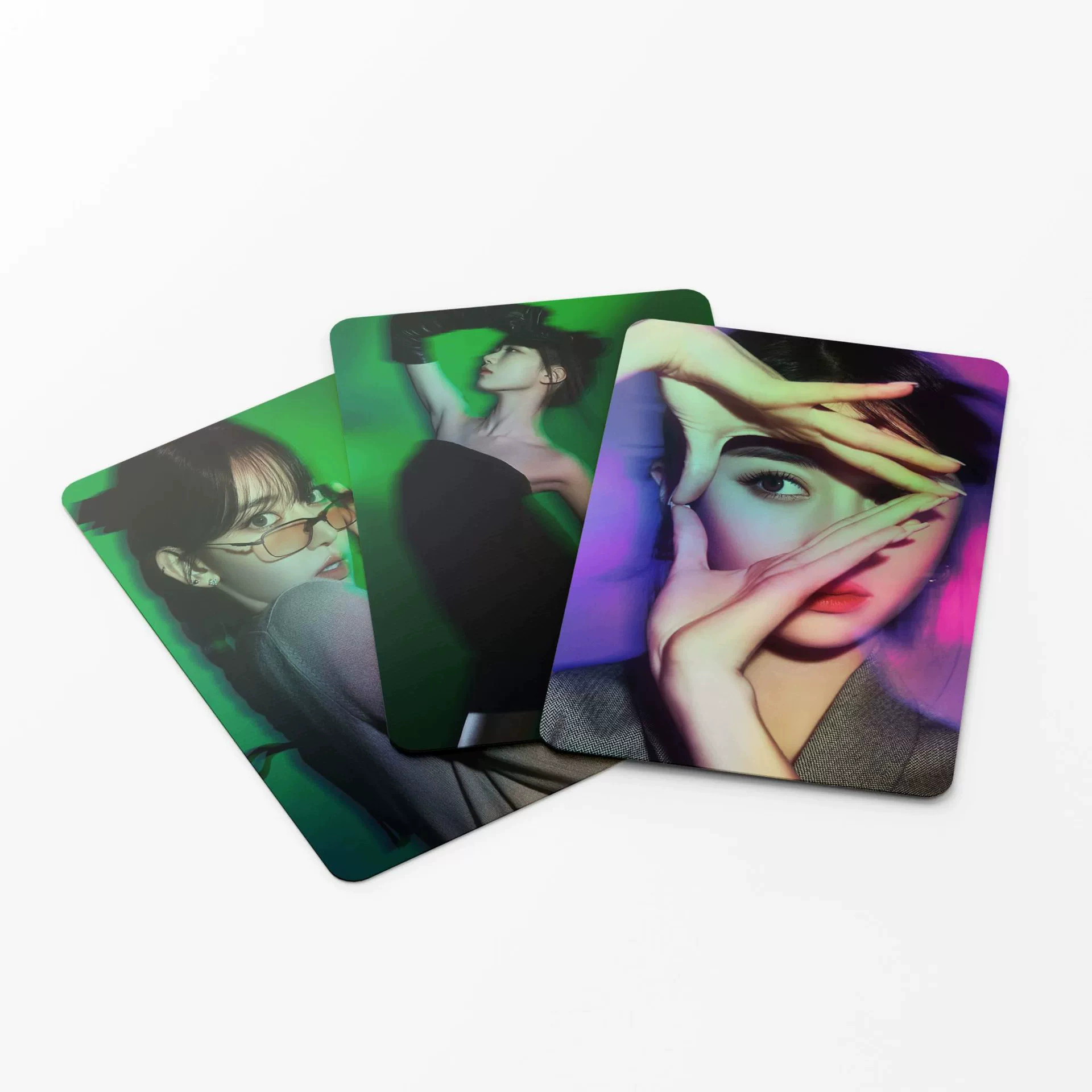 55 LE SSSERAFIM Card альбом Easy Lomo маленькая карточка маленькая вишнёвая цветок золотой источник лазерная карта