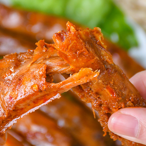 Bite and Roast Duck Neck Snacks, Hand-Torn Roasted Chicken Neck Snacks, Famous Internet Snack, Braised Duck Neck Snacks, Famous Internet Snacks, Large-Scale Wholesale