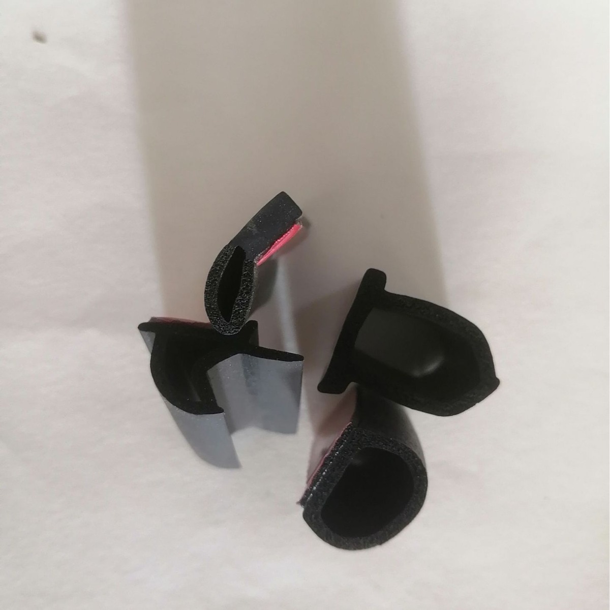 EPDM D-type foam sealing strip EPDM rubber sponge strip dustproof…
