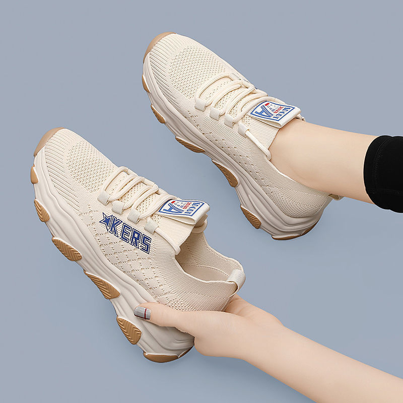 여성용 운동화 대외 무역 도매 부드러운 밑창 플라이 짠 신발 야외 여행 스포츠 운동화 다목적 캐주얼 여성 신발