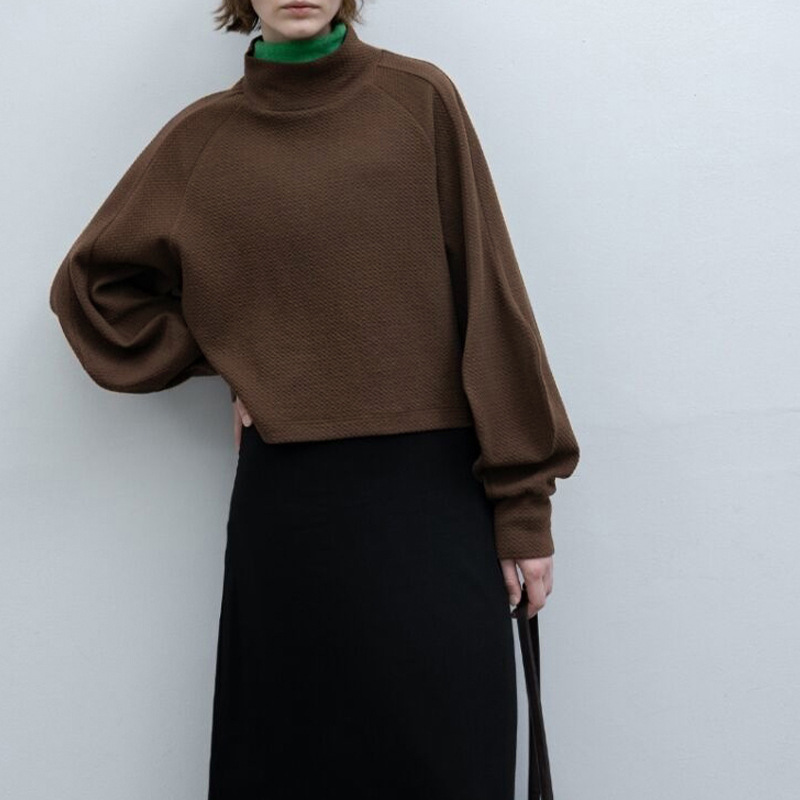 Diseño de alto grado de nicho medio cuello alto suelta corta pierna de cordero suéter de manga textura de las mujeres estilo de Chanel pullover top