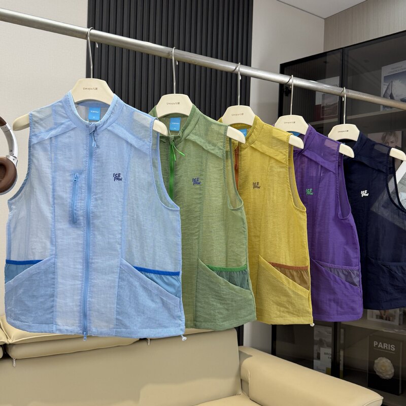 Outdoor Functional Sun-Protective Vest, Couple's Style, Lightweight Sheer Mesh Fabric, Multiple Zipper Pockets, Layered Sleeveless Vest Outdoor Functional Sun-Protective Vest, Couple's Style, Lightweight Sheer Mesh Fabric, Multiple Zipper Pockets, Layered Sleeveless Vest